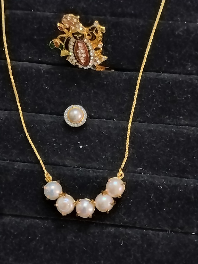 [DELPEN89] Pearl pendant set se 6 cno