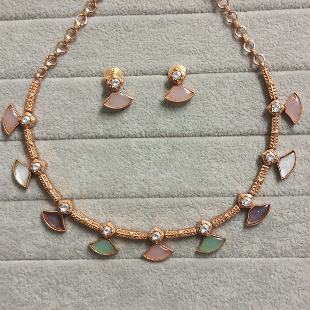 [KUNHEAV37] Aamrapali doublet set aaar 18 cno