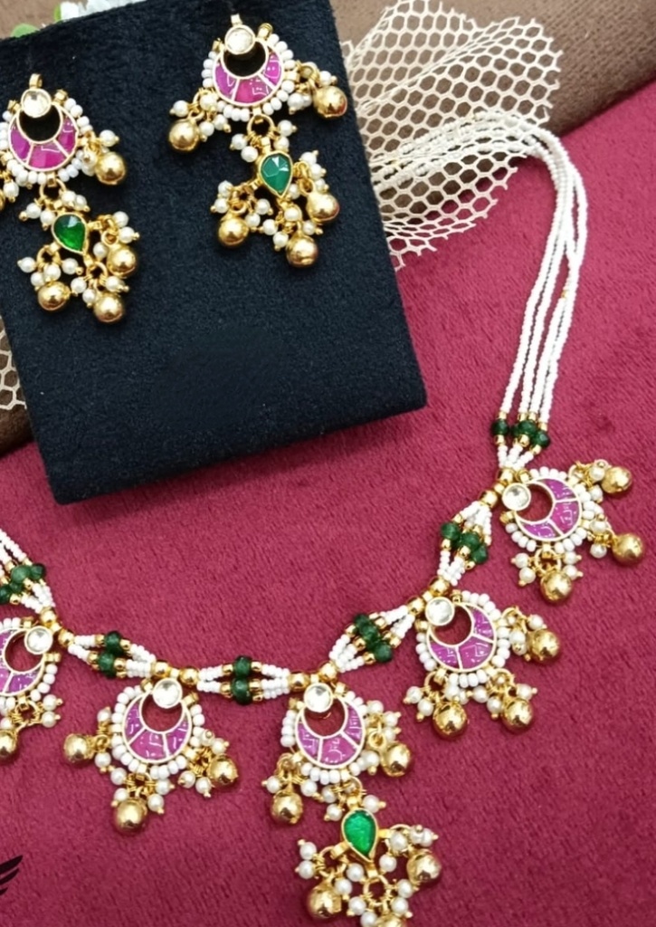 [KUNHEAV45] Kundan set vaci 14 cno