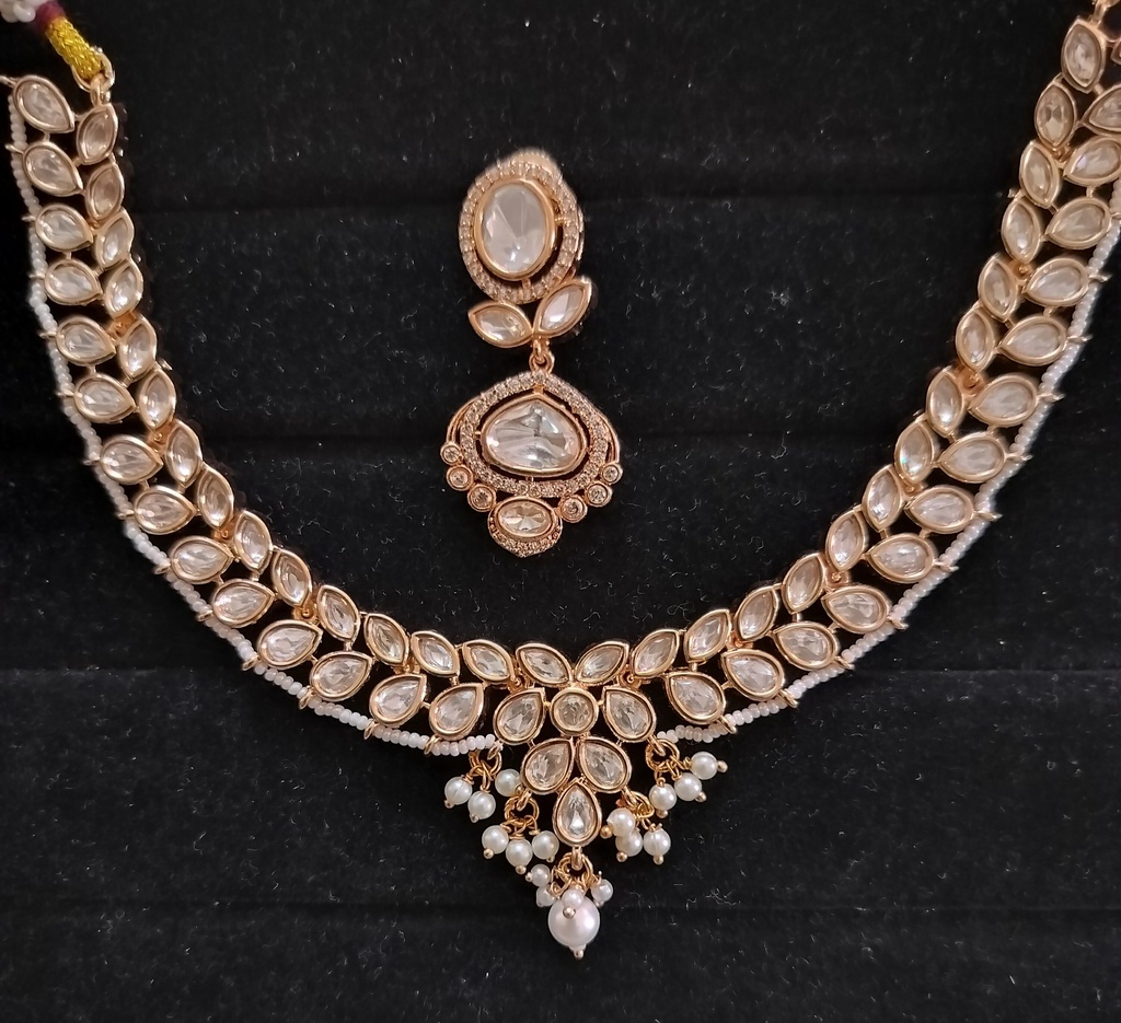[KUNHEAV77] Tyani kundan set ak 12 cno