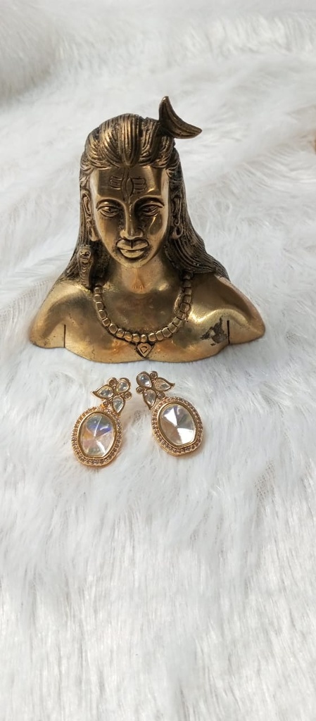 Tyani kundan earrings ak 4 cno