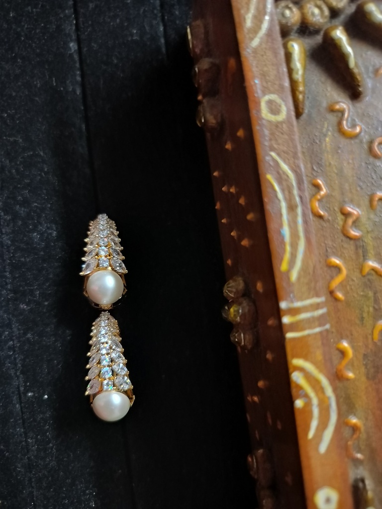 [KUN74] Premium ad earrings gni 7 cno