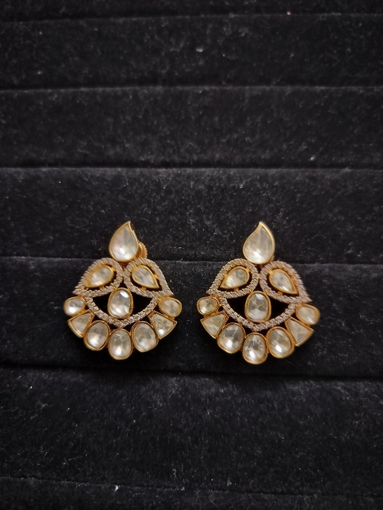 Premium mozonite stud ju 6 cno