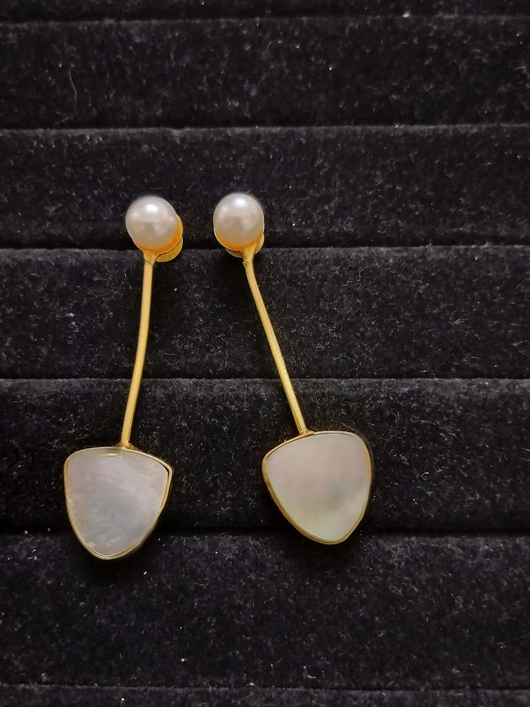 Mop earrings se 20 cno