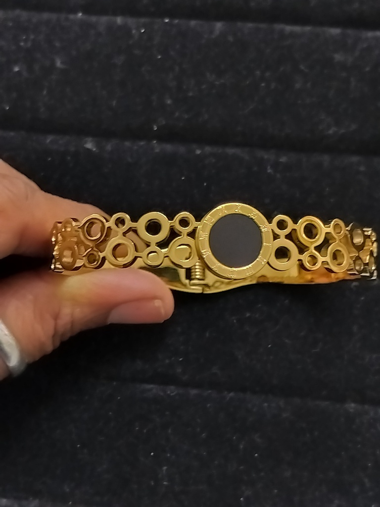 Anti tournish bracelet se 20