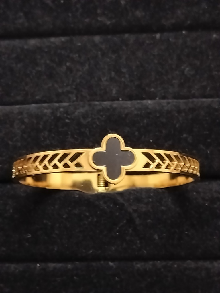 Anti tournish bracelet se 20