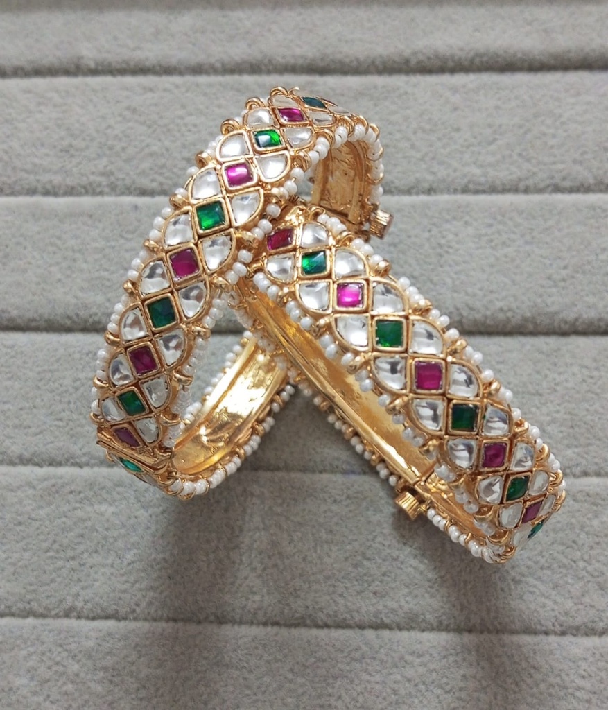 [BAN19] Green ruby jadau bangles shita 23