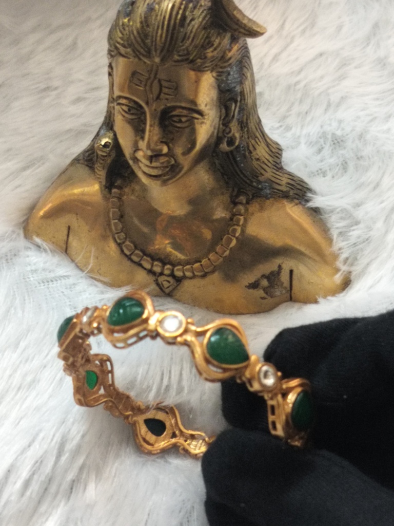 Aamrapali bangle one pcs aaar 15 cno
