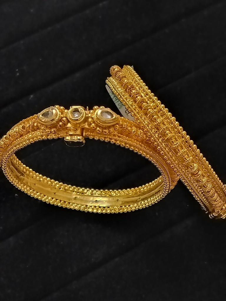 [BAN81] gajri bangles 2/6 openable bh 15 cno