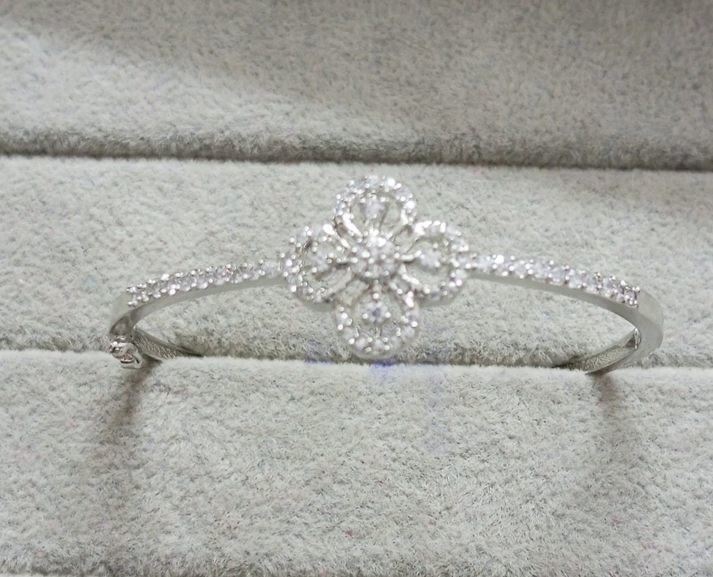 Silver polish ad bracelet kelta 23