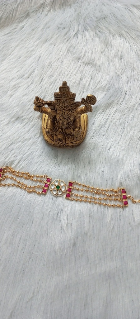 Pearl kundan bracelet 7 cno