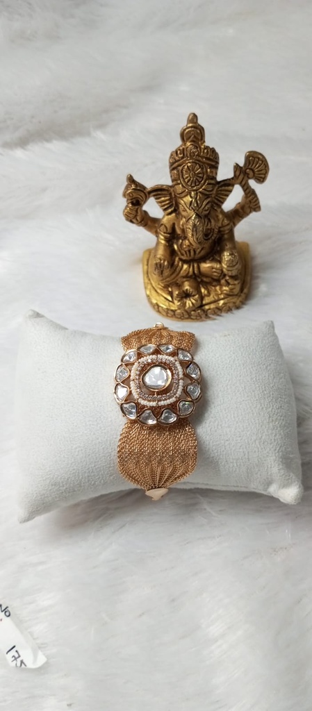 Sunehari kundan bracelet  vaci 12