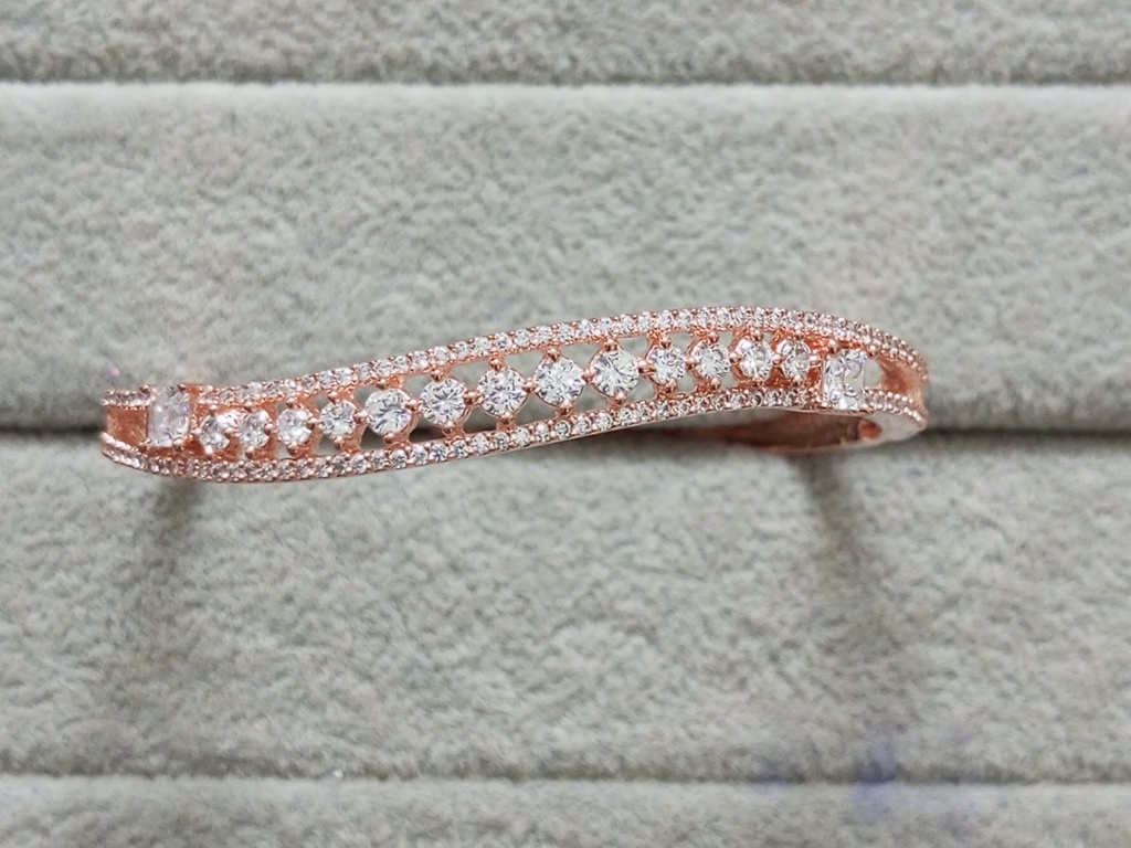 Rose gold polish ad bracelet kelta 23