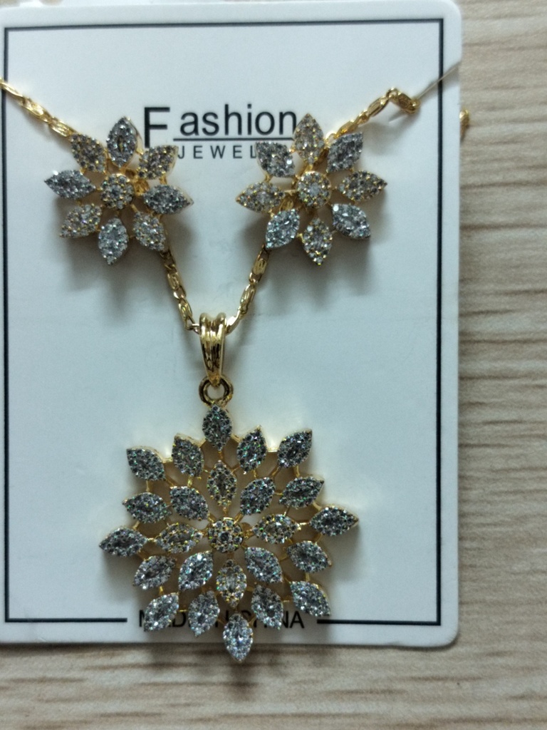 [DELPEN159] Neno settings ad earrings we 7 cno 13