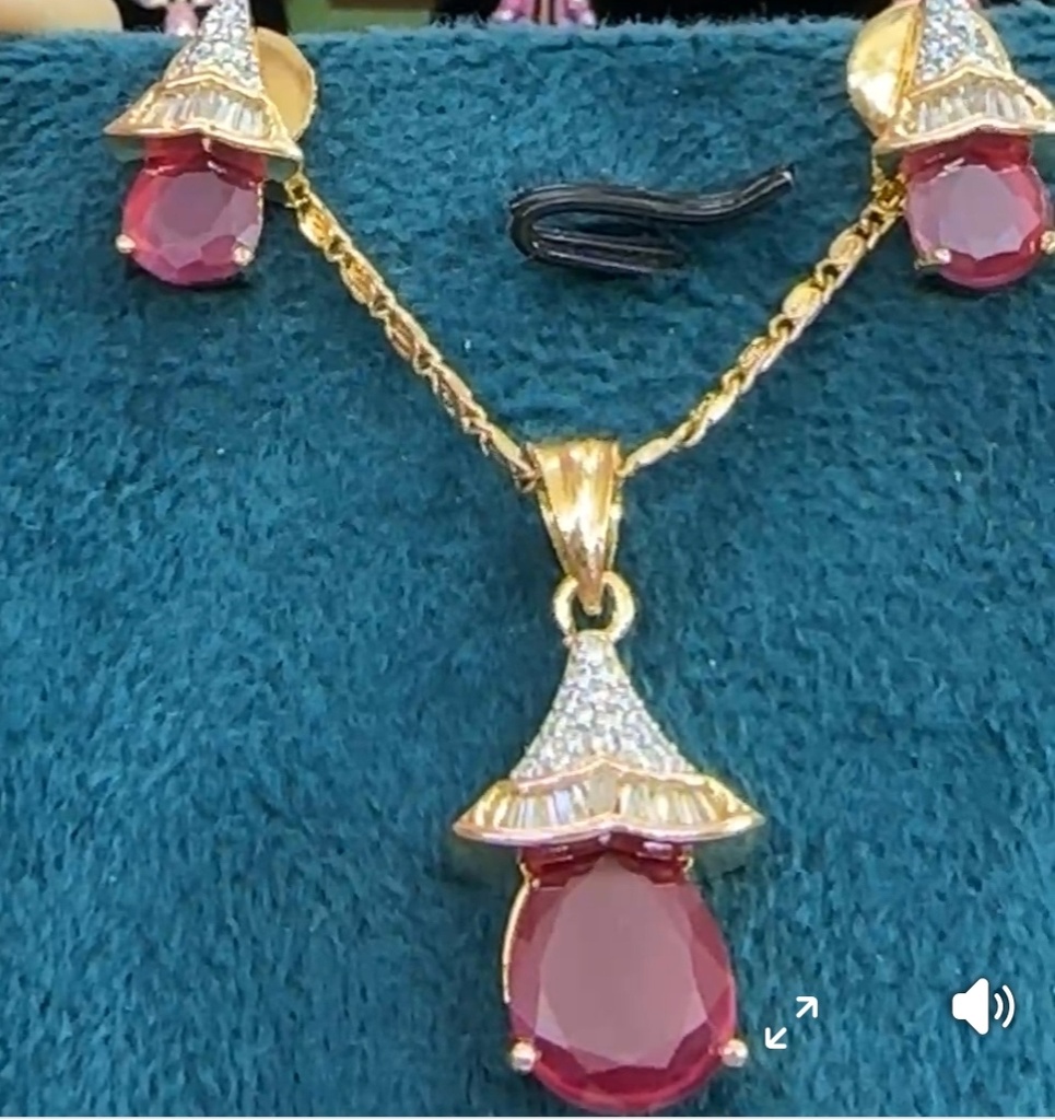 Ruby stone ad set wetr 6 cno 10
